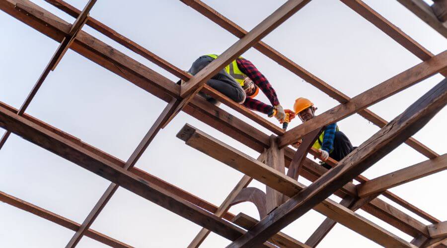 Professional residential roofers in Ashton, IA
